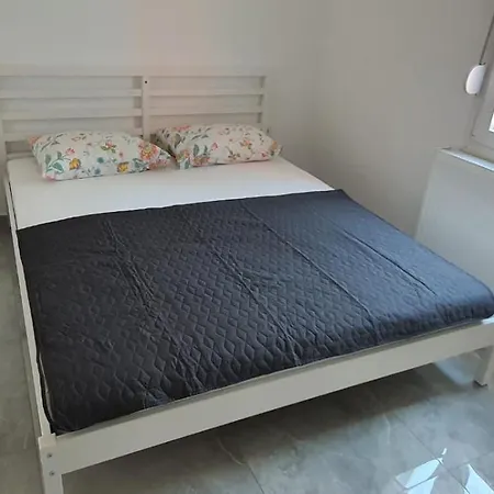 Heracles Apartment *