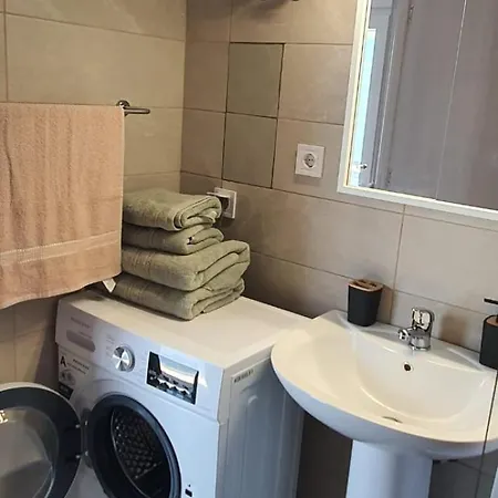 Heracles Apartmán *